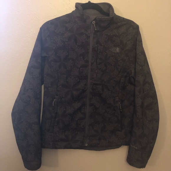 PRICE DROP!! North Face Jacket - Picture 2 of 8
